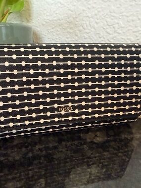Fossil Logan Wallet